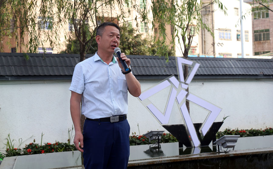 ?，斒宿k公家具鄧總